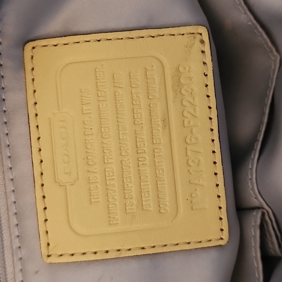 Coach Crossbody - Picture 3 of 6